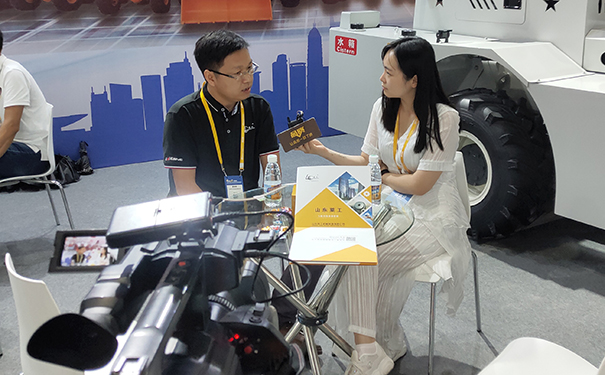 萊工.jpg 萊工.jpg